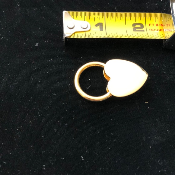 Brand new brass heart shaped keychain - Picture 6 of 13